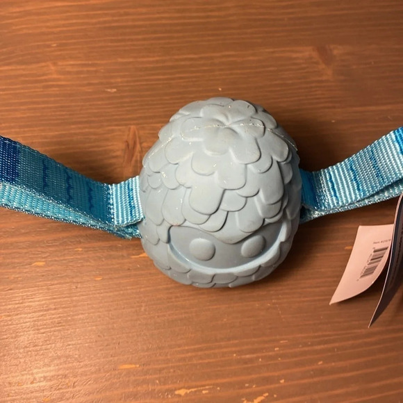 Bark Debbie Yeti Tug & Fetch toy - Picture 2 of 7